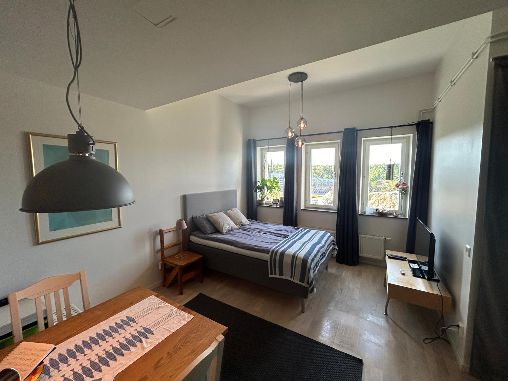 Newly Built Bright Apartment, Close To Everything If You Want To Visit Stockholm, You Will Find The Perfect Accommodation Here! Ferry Line 80 Makes It Very Convenient And Easy To Get To The City Center Nacka Εξωτερικό φωτογραφία